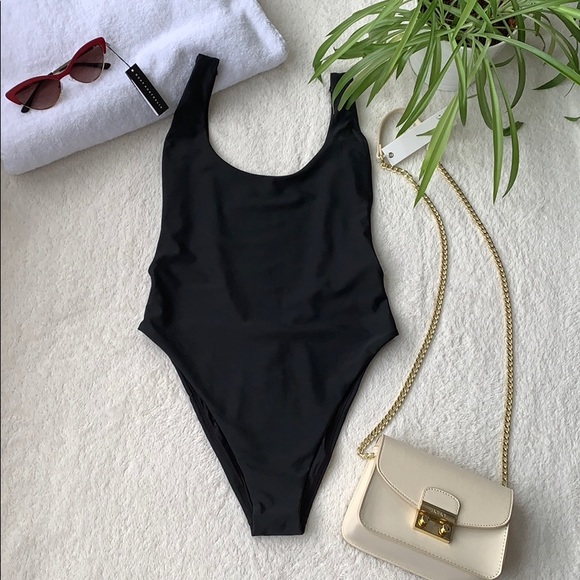 New 🌸 Aerie’s One Piece Bathing Suit high cut🌸 - Picture 3 of 9